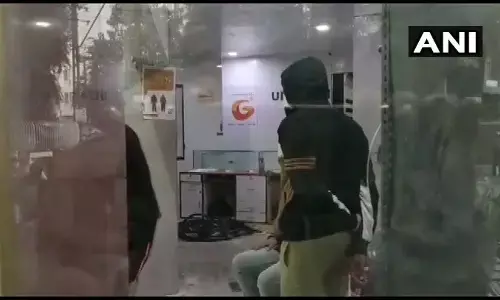 कोविड अस्पताल में लगी भीषण आग,5 मरीजों की मौत कोविड अस्पताल में लगी भीषण आग,5 मरीजों की मौत