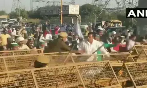 किसानों से टकराव, आखिर सरकार इतनी जिद्दीपन पर क्यों उतारू है? किसानों से टकराव, आखिर सरकार इतनी जिद्दीपन पर क्यों उतारू है?