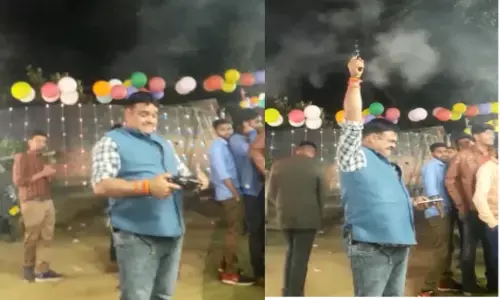 सूबे के सरकार की रोक थाम के बाद भी हर्ष फायरिंग का सिलसिला नहीं रुका, सुल्तानपुर में फिर वीडियो वायरल सूबे के सरकार की रोक थाम के बाद भी हर्ष फायरिंग का सिलसिला नहीं रुका, सुल्तानपुर में फिर वीडियो वायरल