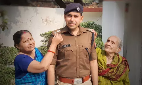 युवा आईपीएस सुकीर्ति माधव मिश्रा शामली के नए पुलिस अधीक्षक बने, जानिए उनके बारे में पूरी बात युवा आईपीएस सुकीर्ति माधव मिश्रा शामली के नए पुलिस अधीक्षक बने, जानिए उनके बारे में पूरी बात