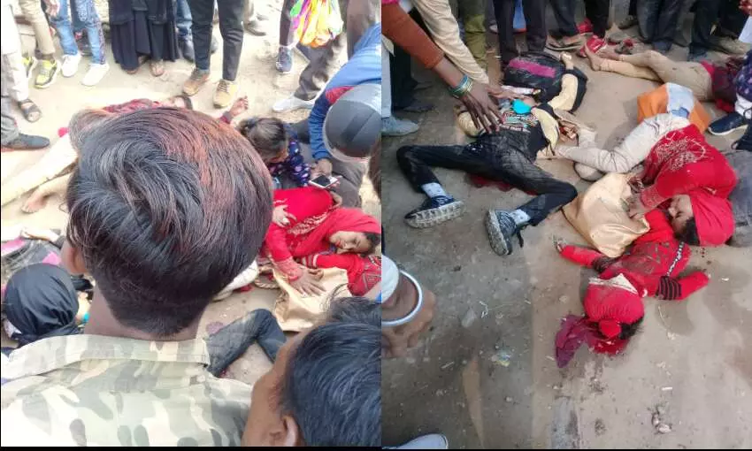 रोड़वेज बस ने यात्रियों को कुचला, मौके पर ही तीन मासूमो की मौत रोड़वेज बस ने यात्रियों को कुचला, मौके पर ही तीन मासूमो की मौत
