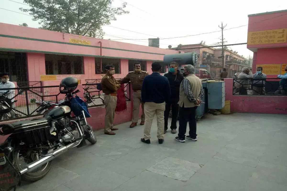 UP: जमीन विवाद में भतीजे ने चाची को गाड़ी से रौंदा, दर्दनाक मौत UP: जमीन विवाद में भतीजे ने चाची को गाड़ी से रौंदा, दर्दनाक मौत