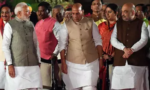 किसान खूंटा गाड़ कर दिल्ली की बॉर्डर पर बैठ गया है, अब क्या करें? किसान खूंटा गाड़ कर दिल्ली की बॉर्डर पर बैठ गया है, अब क्या करें?