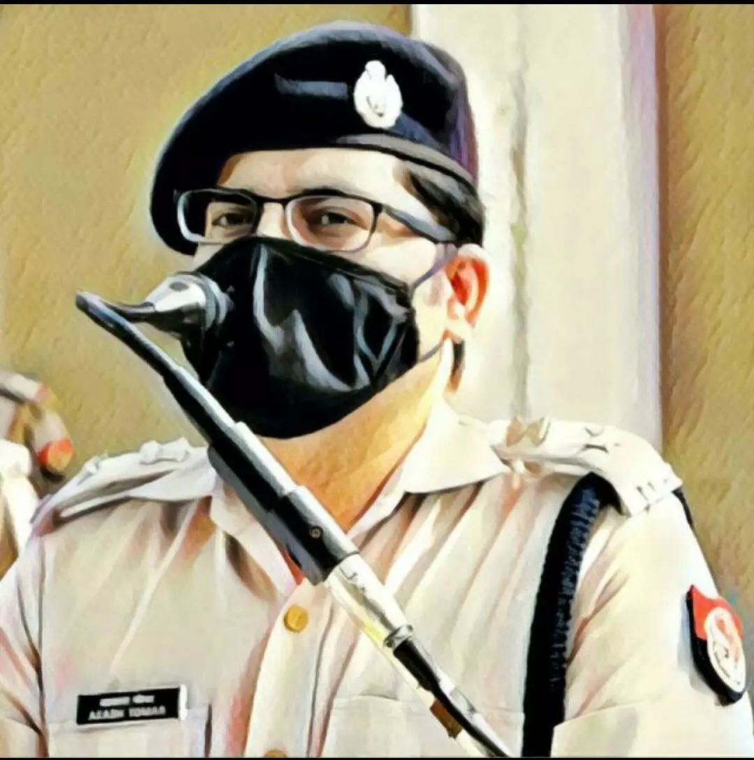 इटावा पुलिस ने हाइवे और सडकों पर लूटने वाले गेंग का किया पर्दाफास, टॉपटेन अपराधी समेत सात लुटेरे गिरफ्तार