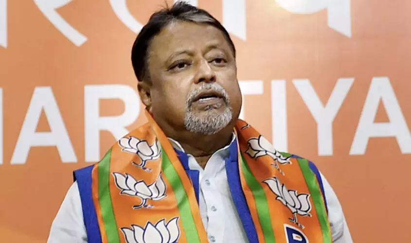 TMC विधायक की हत्या मामले में CID ने चार्जशीट की दाखिल, BJP नेता मुकुल रॉय का भी नाम TMC विधायक की हत्या मामले में CID ने चार्जशीट की दाखिल, BJP नेता मुकुल रॉय का भी नाम