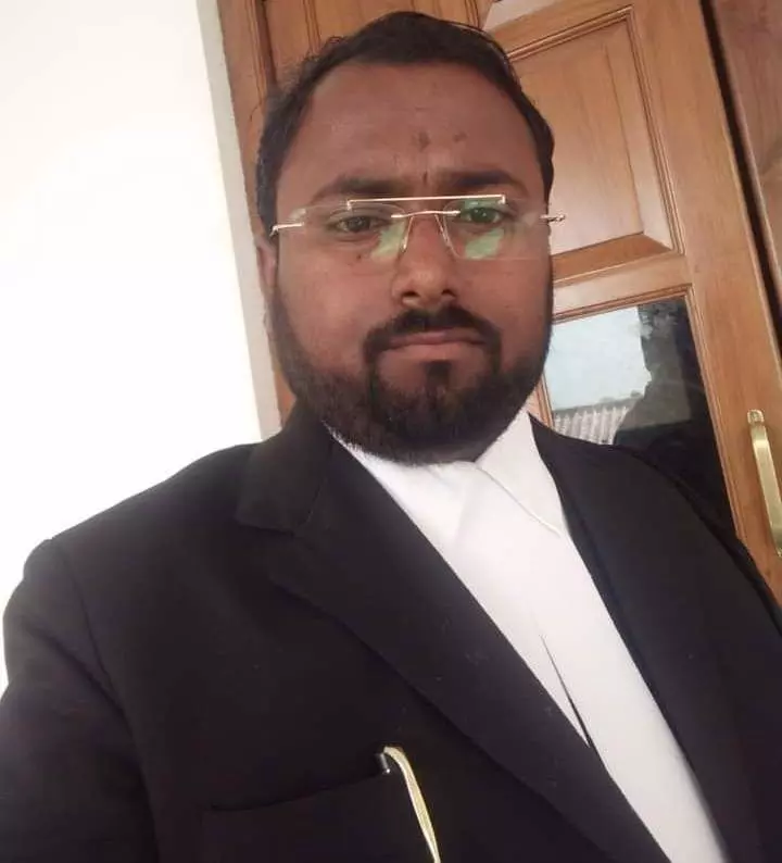 सदर एसडीएम पर कोर्ट की अवमानना याचिका दाखिल सदर एसडीएम पर कोर्ट की अवमानना याचिका दाखिल