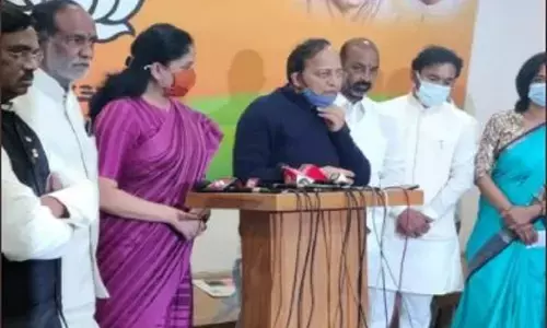 BJP में शामिल हुईं दक्षिण भारतीय फिल्मों की अमिताभ बच्चन कहलाने वाली विजयशांति