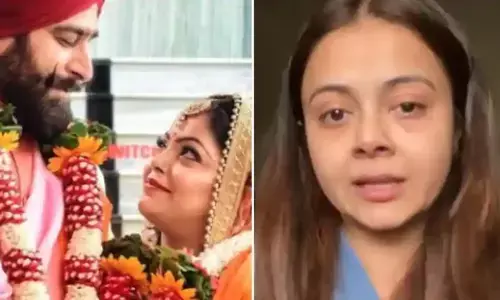 VIDEO : देवोलीना ने दोस्त दिव्या के पति को किया एक्सपोज, लगाए ये गंभीर आरोप VIDEO : देवोलीना ने दोस्त दिव्या के पति को किया एक्सपोज, लगाए ये गंभीर आरोप