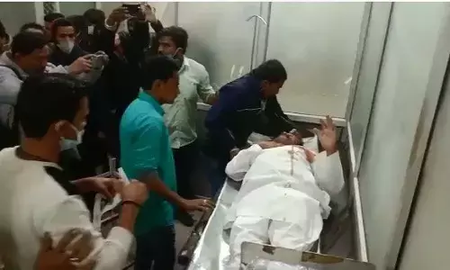 जमानत मिलने के 24 घंटे बाद ही दिखाई दबंगई, दबंगो ने की फायरिंग, चाचा भतीजा को लगी गोली जमानत मिलने के 24 घंटे बाद ही दिखाई दबंगई, दबंगो ने की फायरिंग, चाचा भतीजा को लगी गोली