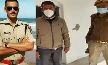 IPS अफसर बनकर युवतियों को ठगने वाला युवक गिरफ्तार IPS अफसर बनकर युवतियों को ठगने वाला युवक गिरफ्तार