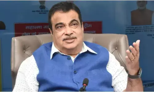 सरकार कृषि कानूनों पर सभी अच्छे सुझाव स्वीकार करने के लिए तैयार, किसानों के साथ नहीं होगा अन्याय: नितिन गडकरी सरकार कृषि कानूनों पर सभी अच्छे सुझाव स्वीकार करने के लिए तैयार, किसानों के साथ नहीं होगा अन्याय: नितिन गडकरी