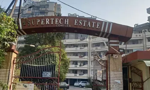 सुपरटेक एस्टेट पर पर गिर सकती है गाज, जीडीए पर बढ़ता जा रहा है दबाव सुपरटेक एस्टेट पर पर गिर सकती है गाज, जीडीए पर बढ़ता जा रहा है दबाव