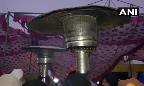सुप्रीमकोर्ट ने कहा कि कानून की वैधता नहीं तय कर सकते, तब अटॉर्नी जनरल केके वेणुगोपाल ने कही ये बात! सुप्रीमकोर्ट ने कहा कि कानून की वैधता नहीं तय कर सकते, तब अटॉर्नी जनरल केके वेणुगोपाल ने कही ये बात!