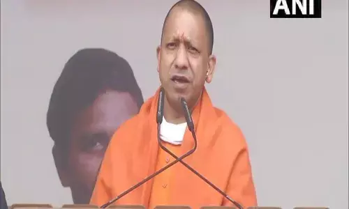 किसान भाइयों को अच्छी सड़कें, शेड, पार्किंग और बुनियादी सुविधाएं दे रहे हैं - योगी आदित्यनाथ किसान भाइयों को अच्छी सड़कें, शेड, पार्किंग और बुनियादी सुविधाएं दे रहे हैं - योगी आदित्यनाथ