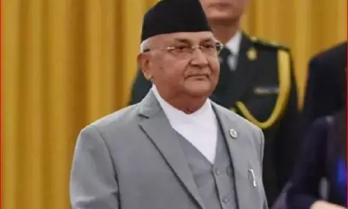क्या चीन प्रेम की बलि चढ़ गए पीएम केपी शर्मा ओली?