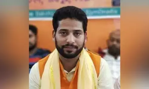 जम्मू कश्मीर डीडीसी चुनाव: पहली बार कश्मीर घाटी में भी खिला कमल, श्रीनगर में BJP उम्मीदवार की जीत जम्मू कश्मीर डीडीसी चुनाव: पहली बार कश्मीर घाटी में भी खिला कमल, श्रीनगर में BJP उम्मीदवार की जीत