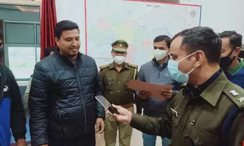 рдПрд╕рдкреА рдХреЗ рдкреНрд░рдпрд╛рд╕ рд╕реЗ рдорд┐рд▓реЗ рдореЛрдмрд╛рдЗрд▓ рддреЛ рд▓реЛрдЧреЛрдВ рдХреЗ рдЪреЗрд╣рд░реЗ рдкрд░ рд▓реМрдЯреА рдореБрд╕реНрдХрд╛рди рдПрд╕рдкреА рдХреЗ рдкреНрд░рдпрд╛рд╕ рд╕реЗ рдорд┐рд▓реЗ рдореЛрдмрд╛рдЗрд▓ рддреЛ рд▓реЛрдЧреЛрдВ рдХреЗ рдЪреЗрд╣рд░реЗ рдкрд░ рд▓реМрдЯреА рдореБрд╕реНрдХрд╛рди