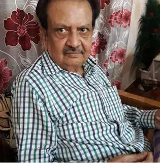 पूर्व मुख्यमंत्री के बड़े भाई का निधन पूर्व मुख्यमंत्री के बड़े भाई का निधन
