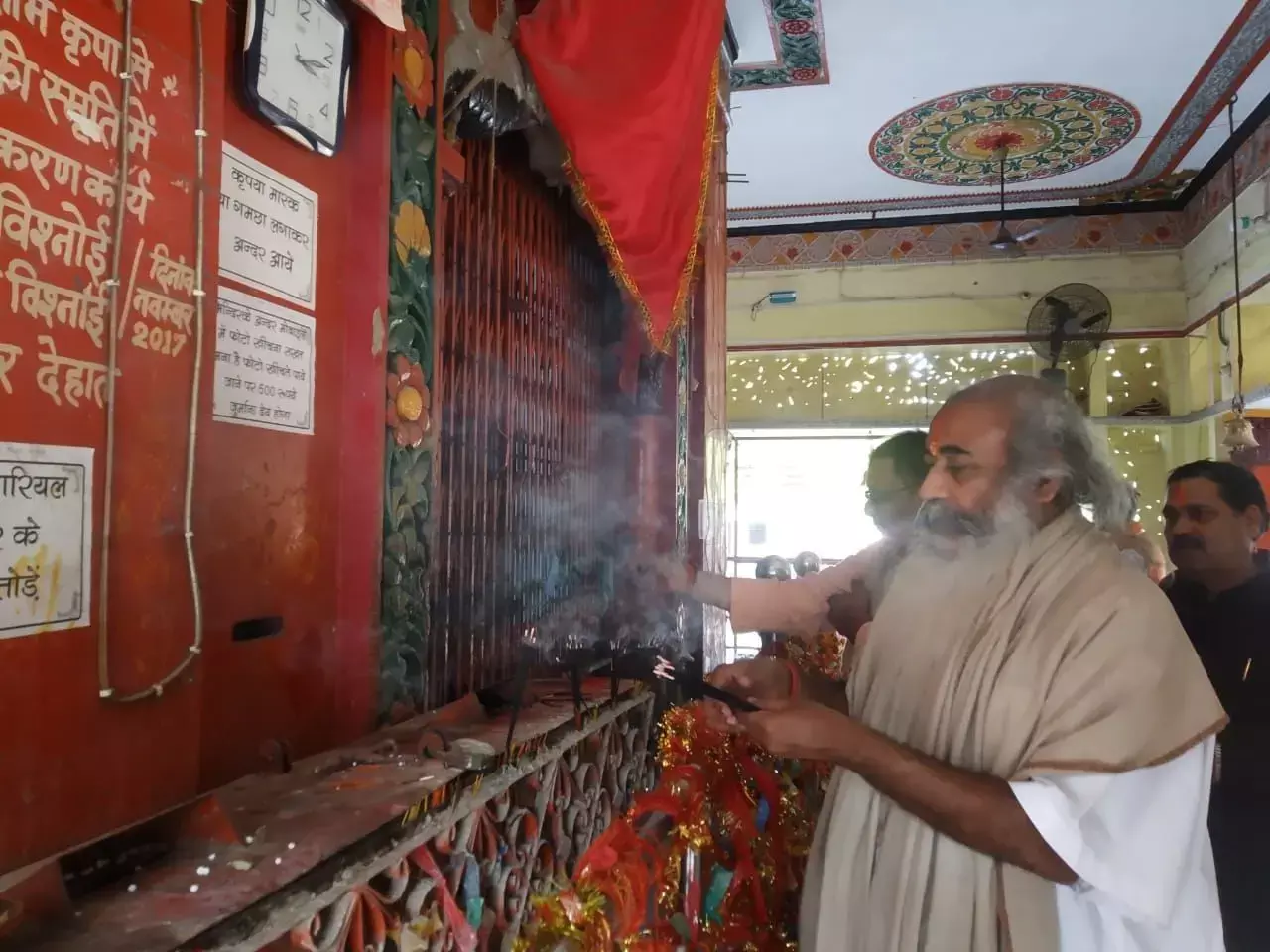 जिद्दी मोदी किसान की बात माने, इसलिए पूजा कर रहा हूँ - आचार्य प्रमोद कृष्णम जिद्दी मोदी किसान की बात माने, इसलिए पूजा कर रहा हूँ - आचार्य प्रमोद कृष्णम