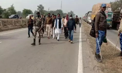 बिहार में जदयू नेता की हत्या, दौड़ा-दौड़ा कर पीटा फिर गाड़ी से कुचल दिया बिहार में जदयू नेता की हत्या, दौड़ा-दौड़ा कर पीटा फिर गाड़ी से कुचल दिया