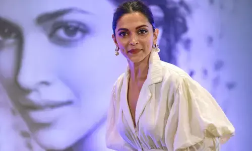 दीपिका पादुकोण ने फेसबुक, ट्विटर और इंस्टाग्राम से डिलीट किए सारे पोस्ट, फैंस हुए चिंतित, हुआ क्या?