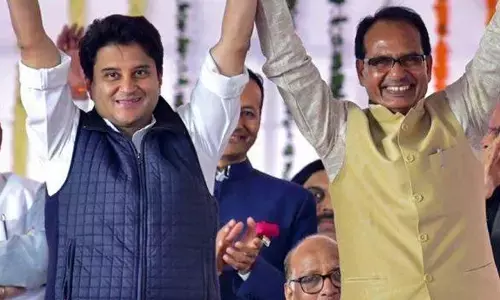 आखिर कब मिलेगा मंत्रियों को जिले का प्रभार ? आखिर कब मिलेगा मंत्रियों को जिले का प्रभार ?