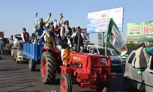किसान आंदोलन LIVE: किसान आज निकालेंगे ट्रैक्टर मार्च, केएमपी एक्सप्रेस-वे जाम करने की तैयारी किसान आंदोलन LIVE: किसान आज निकालेंगे ट्रैक्टर मार्च, केएमपी एक्सप्रेस-वे जाम करने की तैयारी