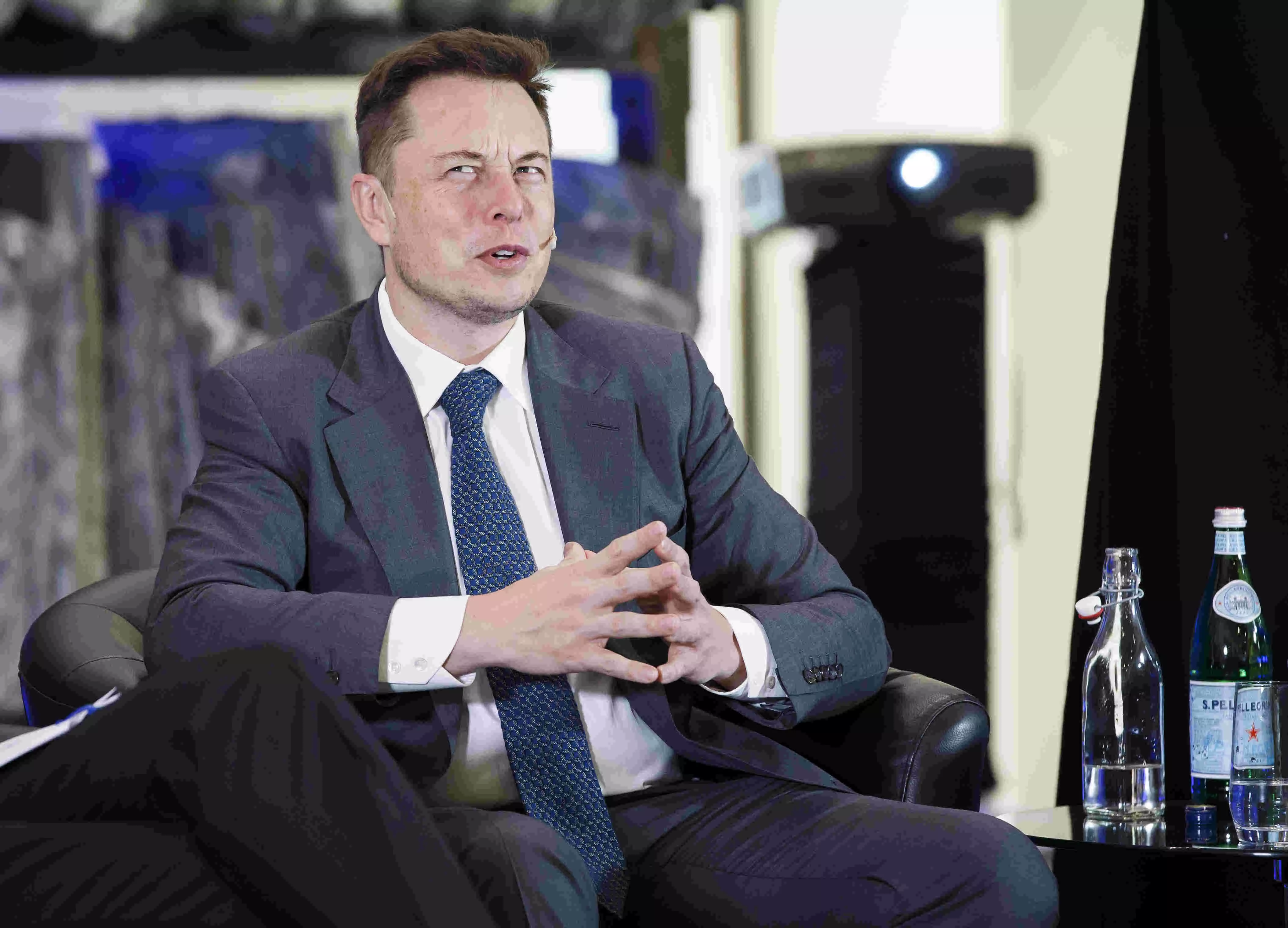 कैसे 35वें पायदान से टॉप पर पहुंचे Elon Musk, ऐसे एक साल में बन गए दुनिया के सबसे अमीर शख्स