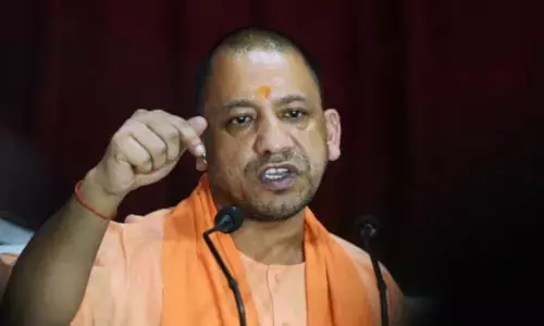 योगी सरकार ने 4 अपर जिला सूचना अधिकारी को बनाया चपरासी और चौकीदार योगी सरकार ने 4 अपर जिला सूचना अधिकारी को बनाया चपरासी और चौकीदार