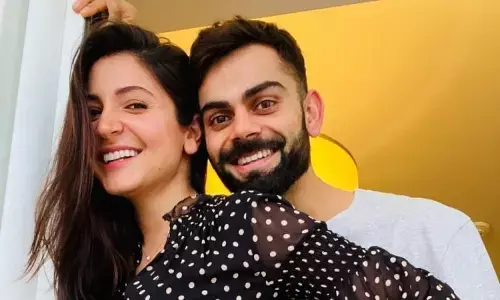अनुष्का शर्मा ने बेटी को दिया जन्म, विराट कोहली बने पिता अनुष्का शर्मा ने बेटी को दिया जन्म, विराट कोहली बने पिता