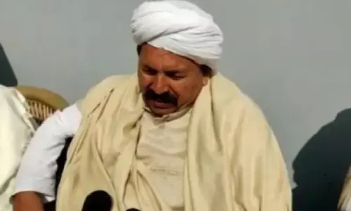 Farmers Protest: नरेश टिकैत के बयान से किसान संगठनों में खलबली, कौन है वो किसान नेता? Farmers Protest: नरेश टिकैत के बयान से किसान संगठनों में खलबली, कौन है वो किसान नेता?