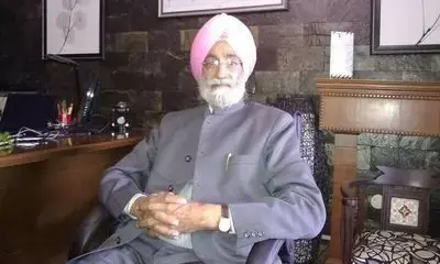 सुप्रीम कोर्ट की कमेटी से अलग हुए भूपिंदर सिंह मान, कहा- पंजाब और किसानों के साथ खड़ा हूं सुप्रीम कोर्ट की कमेटी से अलग हुए भूपिंदर सिंह मान, कहा- पंजाब और किसानों के साथ खड़ा हूं