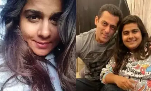 Bigg Boss की टैलेंट मैनेजर की मुम्बई की फिल्मसिटी में रोड एक्सीडेंट में मौत Bigg Boss की टैलेंट मैनेजर की मुम्बई की फिल्मसिटी में रोड एक्सीडेंट में मौत