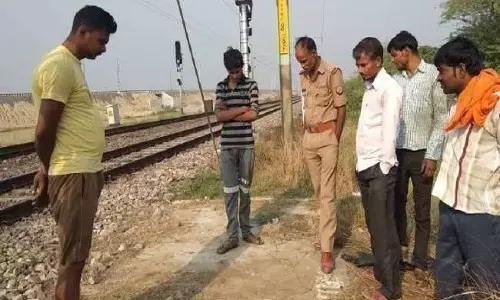 बहन को प्रेमी संग आपत्‍तिजनक हालत में देख आग बबूला हुए भाई, पीट-पीटकर किया अधमरा