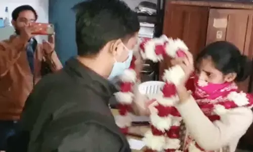 सिपाही प्रेमी ने दिया धोखा तो प्रेमिका ने एसएसपी से लगाई गुहार, फिर ऑफिस में ही हुई शादी