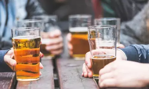 योगी सरकार का बड़ा फैसला, अब घर में लिमिट से ज्यादा शराब रखने के लिए लेना होगा लाइसेंस योगी सरकार का बड़ा फैसला, अब घर में लिमिट से ज्यादा शराब रखने के लिए लेना होगा लाइसेंस