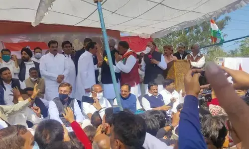 और फिर सडकों पर डंडे खाती कांग्रेस! और फिर सडकों पर डंडे खाती कांग्रेस!