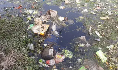 18 माह के बच्चे की तालाब में मिली लाश, कई दिन से गायब था मासूम 18 माह के बच्चे की तालाब में मिली लाश, कई दिन से गायब था मासूम