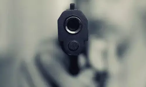 यूपी में प्रेमी प्रेमिका की ससुराल पहुंचा, और फिर प्रेमिका को बुलाकर मार ली गोली मचा हडकम्प यूपी में प्रेमी प्रेमिका की ससुराल पहुंचा, और फिर प्रेमिका को बुलाकर मार ली गोली मचा हडकम्प