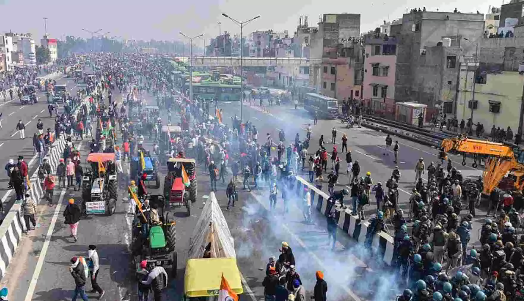 दिल्ली हिंसा पर एक्शन शुरू, 200 उपद्रवी हिरासत में लिए गए, 300 से ज्यादा जवान जख्मी