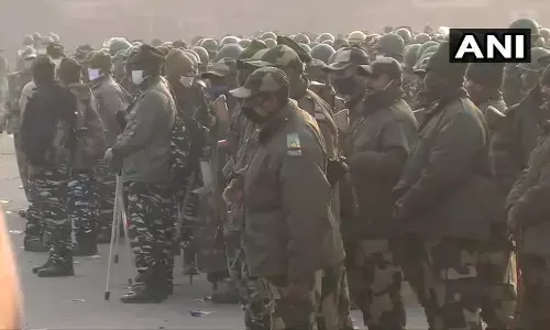 किसानों की ट्रैक्टर रैली के दौरान हुई हिंसा के संबंध में 15 FIR दर्ज़ किसानों की ट्रैक्टर रैली के दौरान हुई हिंसा के संबंध में 15 FIR दर्ज़