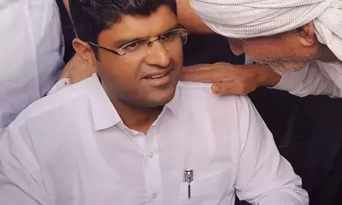 गांव में BJP और JJP नेता घुसे तो फाड़ दिए जाएंगे कपड़े - फोगाट खाप गांव में BJP और JJP नेता घुसे तो फाड़ दिए जाएंगे कपड़े - फोगाट खाप