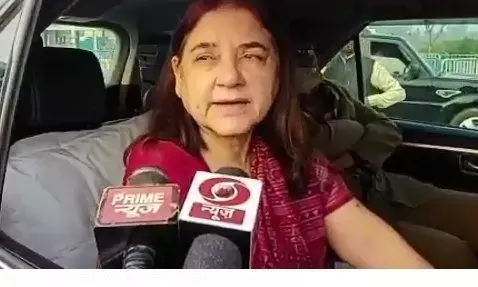 तीन दिवसीय दौरे पर सुल्तानपुर पहुंची सांसद मेनका संजय गांधी ने सुनी जनसमस्याएं तीन दिवसीय दौरे पर सुल्तानपुर पहुंची सांसद मेनका संजय गांधी ने सुनी जनसमस्याएं