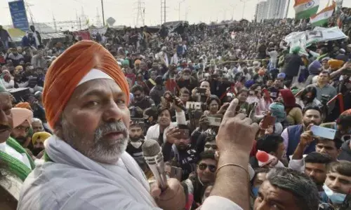 पीएम मोदी की मन की बात का दिया राकेश टिकैत ने ये जबाब! पीएम मोदी की मन की बात का दिया राकेश टिकैत ने ये जबाब!