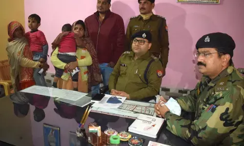 फिरोजाबाद पुलिस ने अपहृत 2 बच्चों को 6 घण्टे के भीतर किया सकुशल बरामद फिरोजाबाद पुलिस ने अपहृत 2 बच्चों को 6 घण्टे के भीतर किया सकुशल बरामद