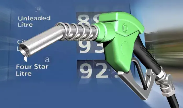 Petrol Diesel Price : рдЬрд╛рд░реА рд╣реБрдП рдкреЗрдЯреНрд░реЛрд▓-рдбреАрдЬрд▓ рдХреЗ рдирдП рд░реЗрдЯ, рдЬрд╛рдиреЗрдВ- рдЖрдкрдХреЗ рд╢рд╣рд░ рдореЗрдВ рдЖрдЬ рдХреНрдпрд╛ рд╣реИ рднрд╛рд╡ Petrol Diesel Price : рдЬрд╛рд░реА рд╣реБрдП рдкреЗрдЯреНрд░реЛрд▓-рдбреАрдЬрд▓ рдХреЗ рдирдП рд░реЗрдЯ, рдЬрд╛рдиреЗрдВ- рдЖрдкрдХреЗ рд╢рд╣рд░ рдореЗрдВ рдЖрдЬ рдХреНрдпрд╛ рд╣реИ рднрд╛рд╡