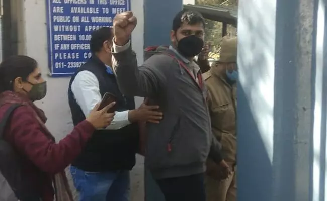 सिंघु बॉर्डर से गिरफ्तार किए गए पत्रकार मनदीप पुनिया को मिली जमानत