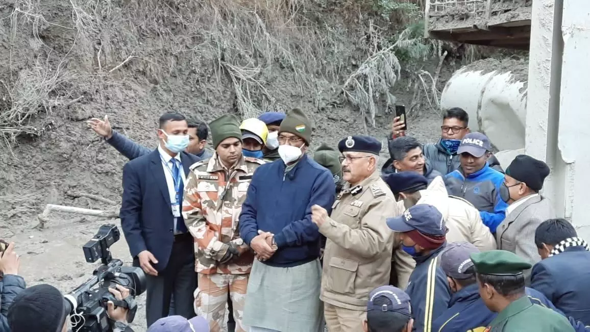 उत्तराखंड : ग्लेशियर हादसे में अब तक 24 शव बरामद, 150 से ज्यादा अब भी लापता, बचाव कार्य जारी उत्तराखंड : ग्लेशियर हादसे में अब तक 24 शव बरामद, 150 से ज्यादा अब भी लापता, बचाव कार्य जारी