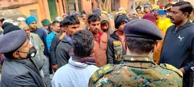 यूपी के जौनपुर में भीषण हादसा, दाह संस्कार से वापिस घर जा रहे 6 लोंगों की मौत 5 घायल