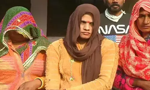 चमोली हादसे में मेरठ के 4 लोग लापता, परिजनों को एक कॉल का इंतजार